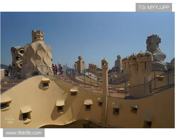 巴塞罗那实时直播:探索高迪之城与地中海风情 巴塞罗那实时直播:探索高迪之城与地中海风情